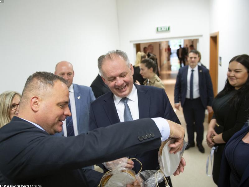 Prezident AQSh Savdo vakili bilan hamkorlikning dolzarb masalalarini muhokama qildi.